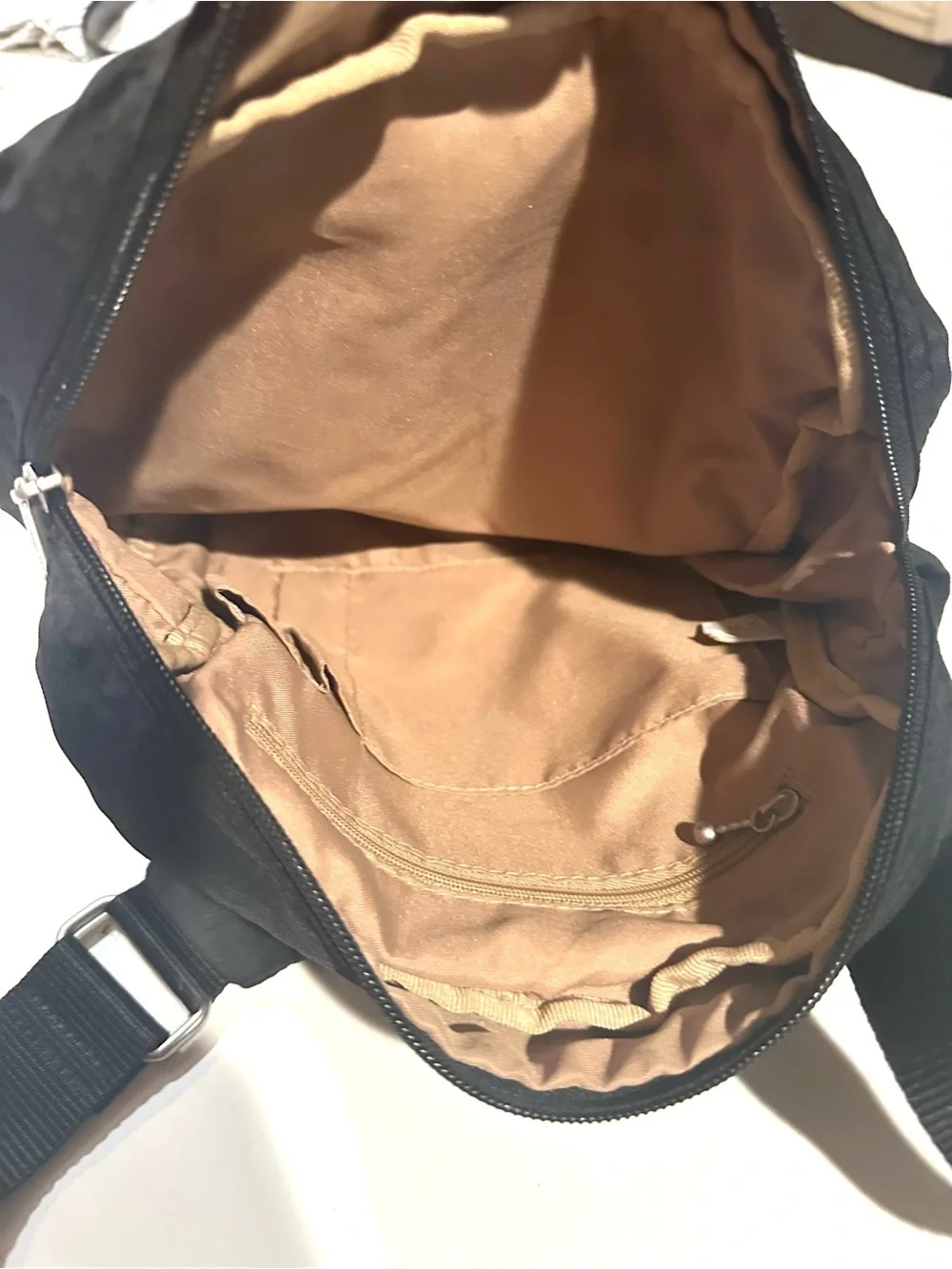 Baggallini Black Men's Crossbody Sling Bag